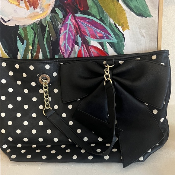 Betsey Johnson Handbags - Betsey Johnson Black & White Polka Dot Shoulder Bag with Bow